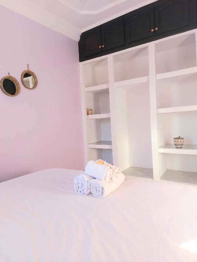 Psycho Surf Camp Bed & Breakfast Taghazout Bagian luar foto
