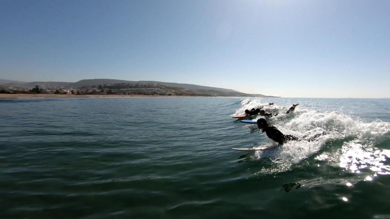 Psycho Surf Camp Bed & Breakfast Taghazout Bagian luar foto